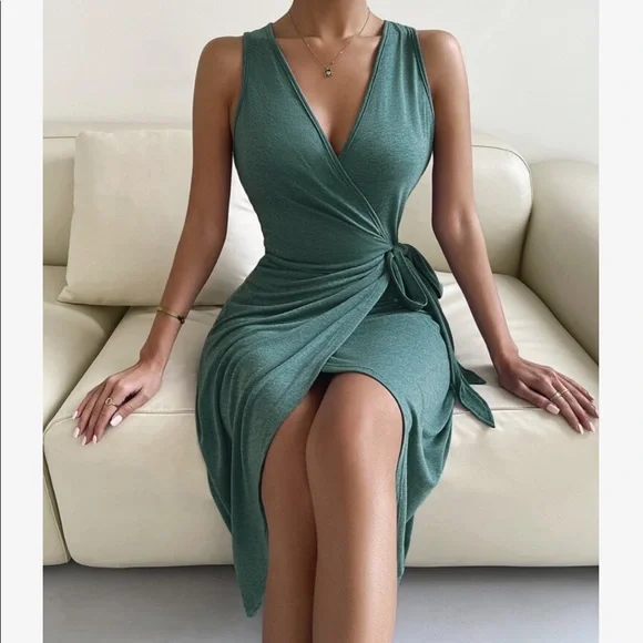 Comfy Solid Casual Wrap Tank Midi Dress - Picture 2 of 7